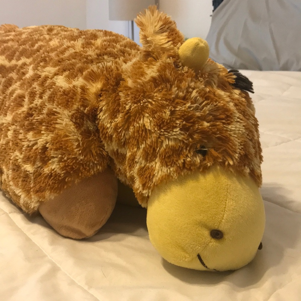 Giraffe Pillow Pet